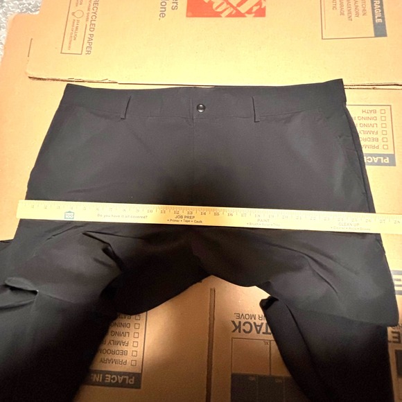 Under Armour Mens Black Loose Fit Golf Pants Size 46 - Picture 8 of 13